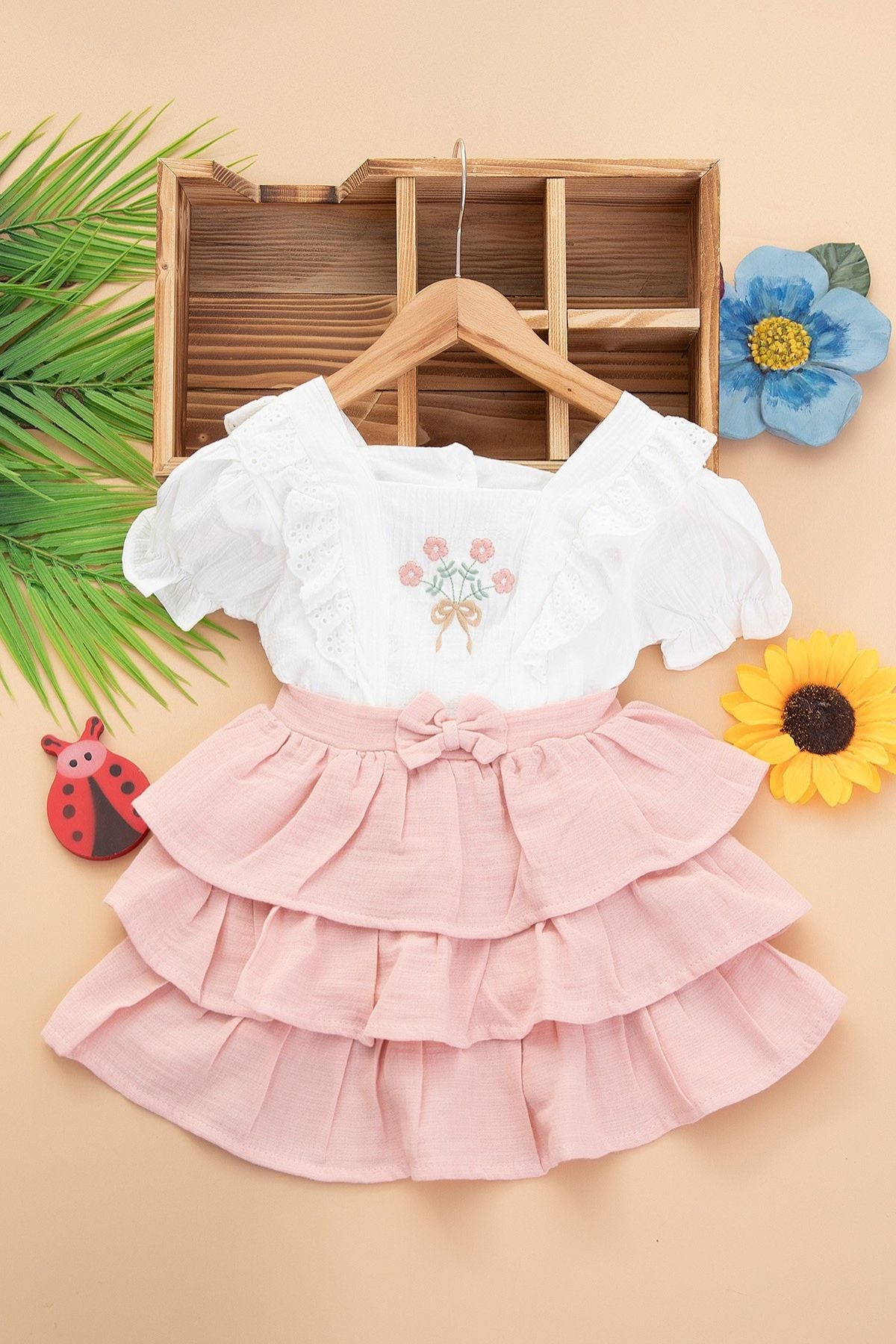 طقم دانة الفاخر – أناقة لا تُضاهى