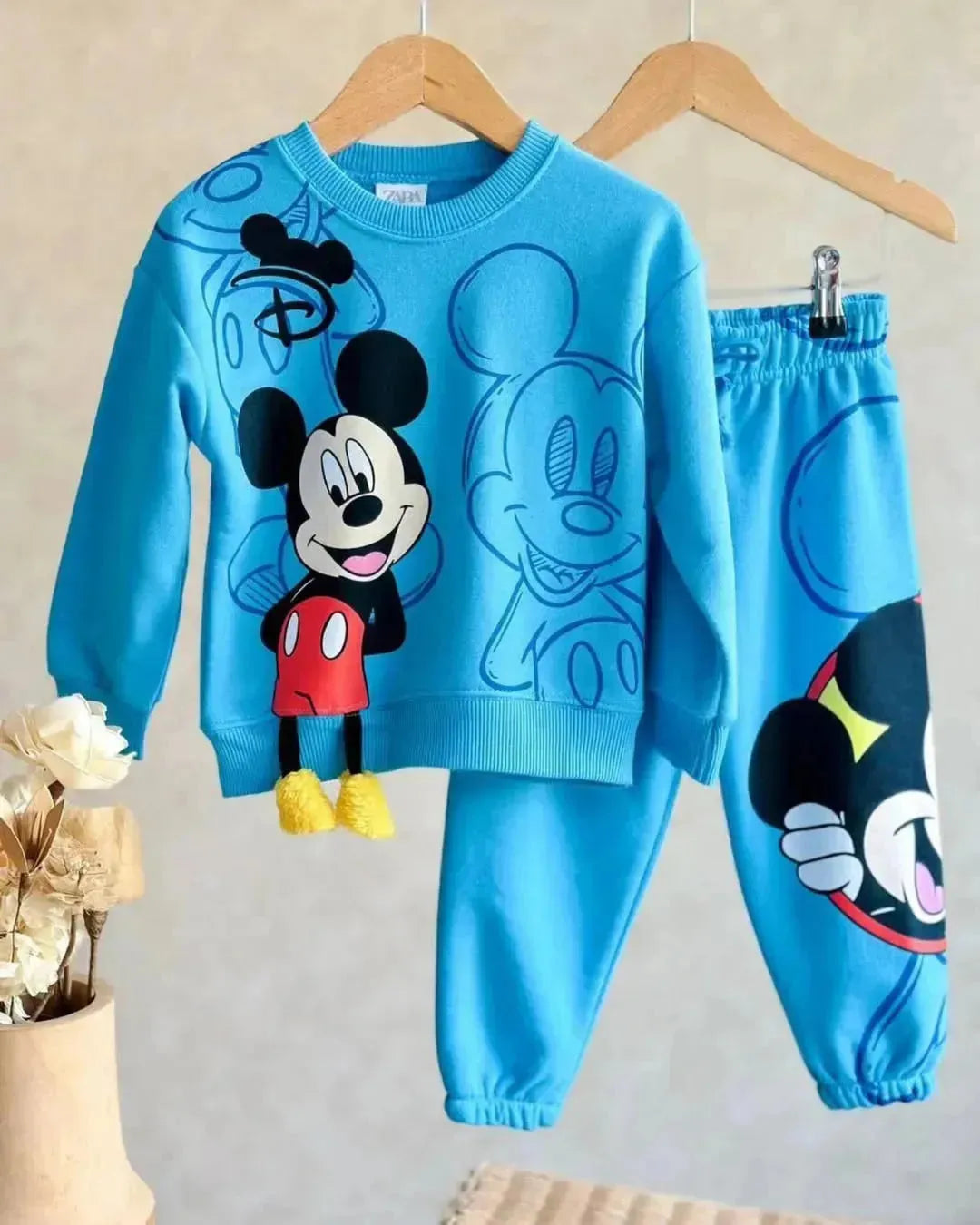 طقم Mickey والفأر السعيد بسحر الخطوط الزرقاء 3D