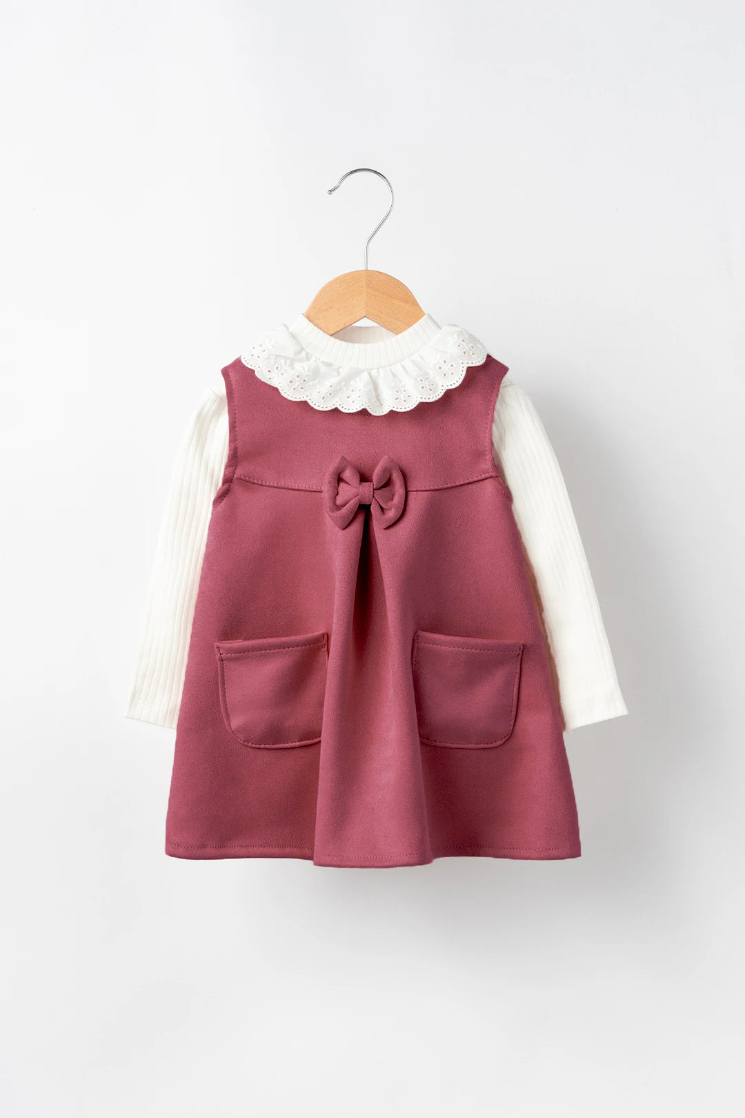 فستان بناتي فاخر مع ياقة دانتيل