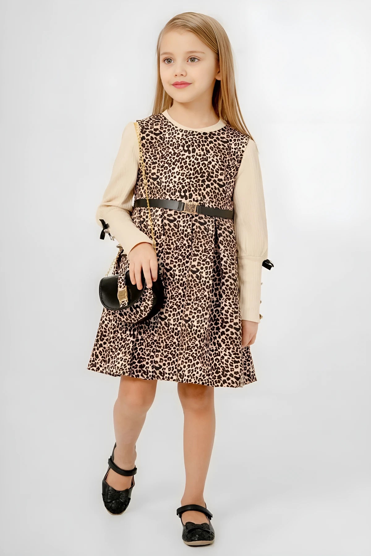 فستان بناتي فاخر بطبعة الفهد مع حقيبة عصرية