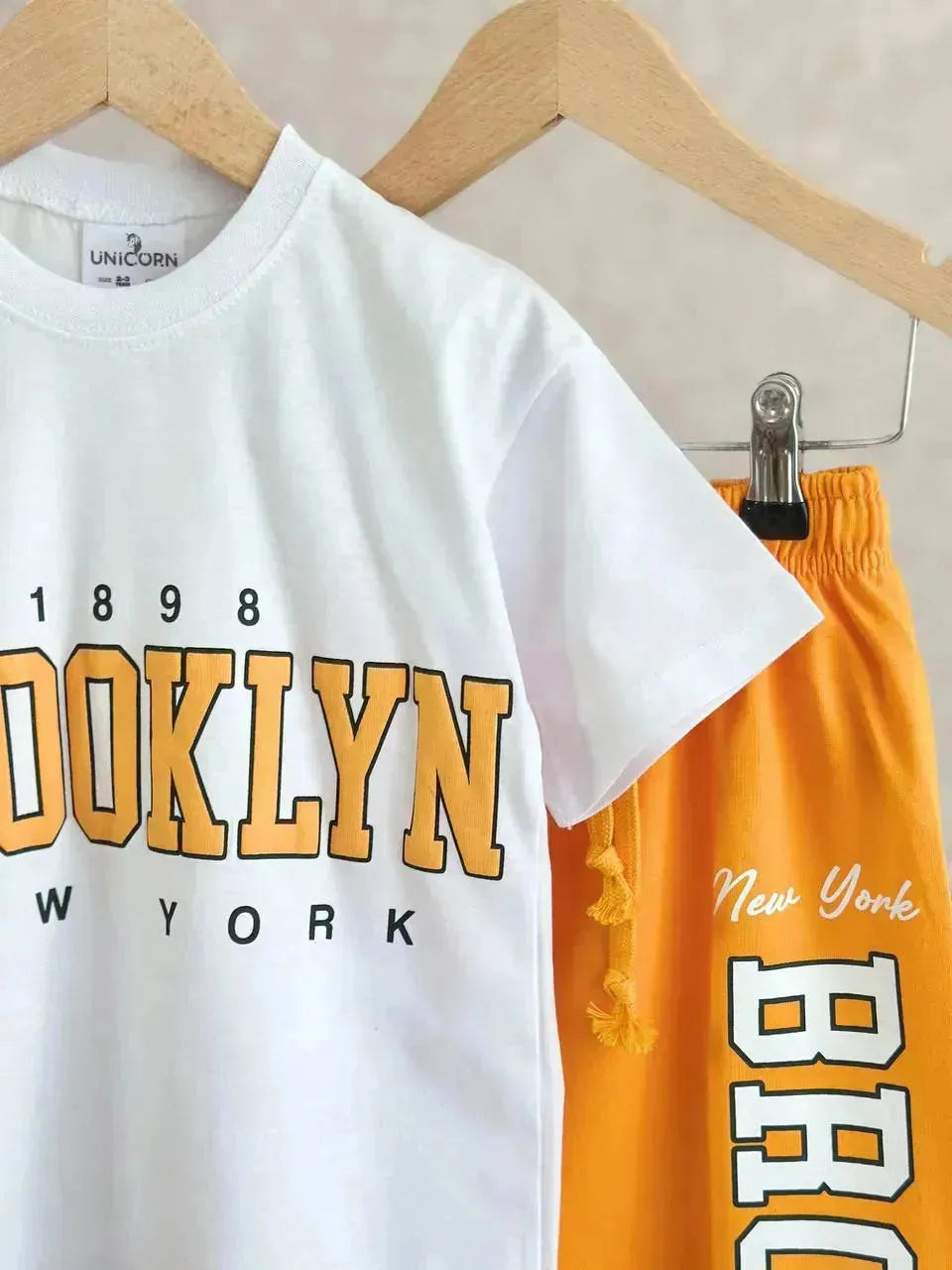 طقم نيويورك بطبعة BROOKLYN الفاخرة