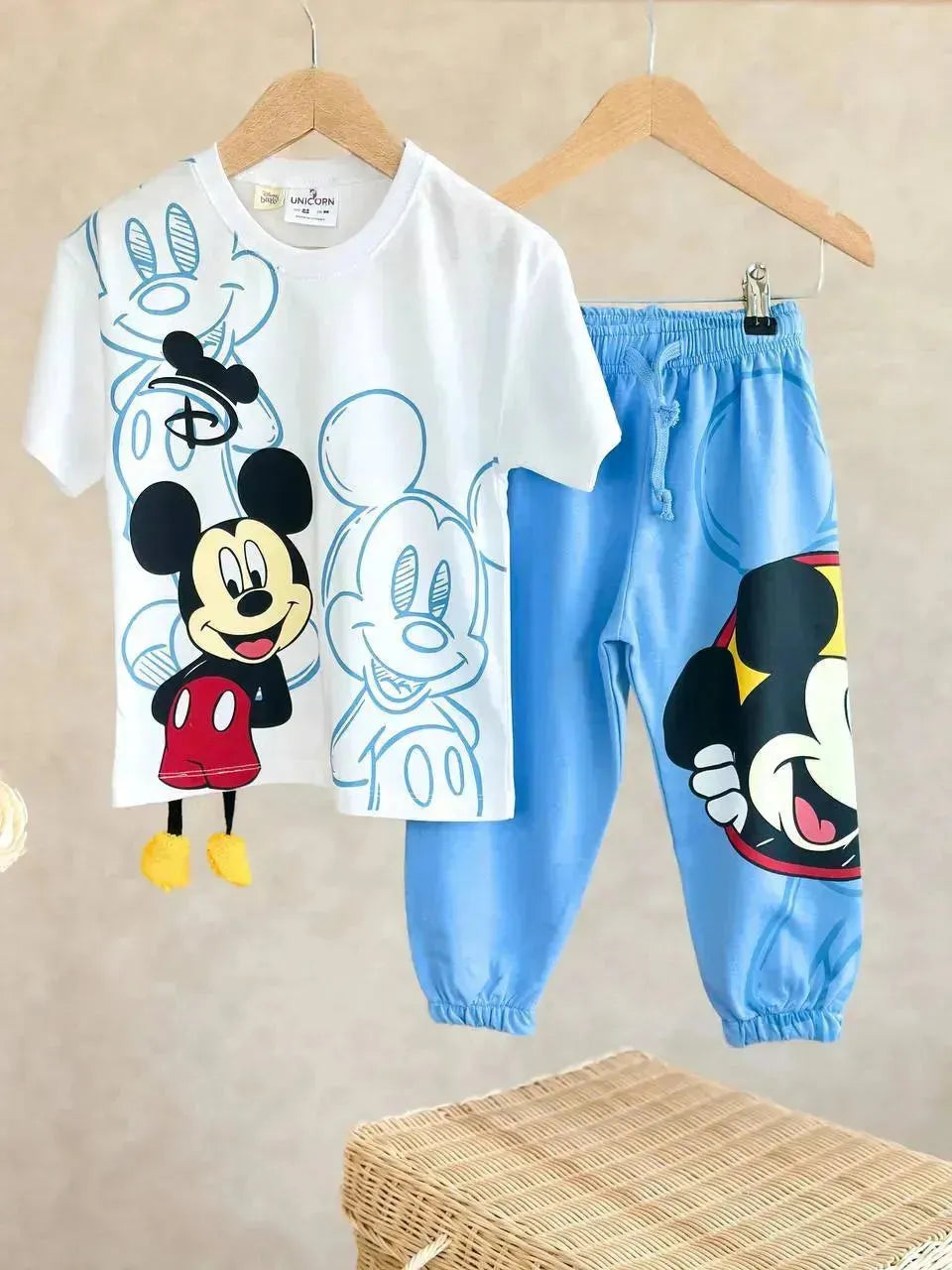 طقم Mickey والفأر السعيد بسحر الخطوط الزرقاء 3D