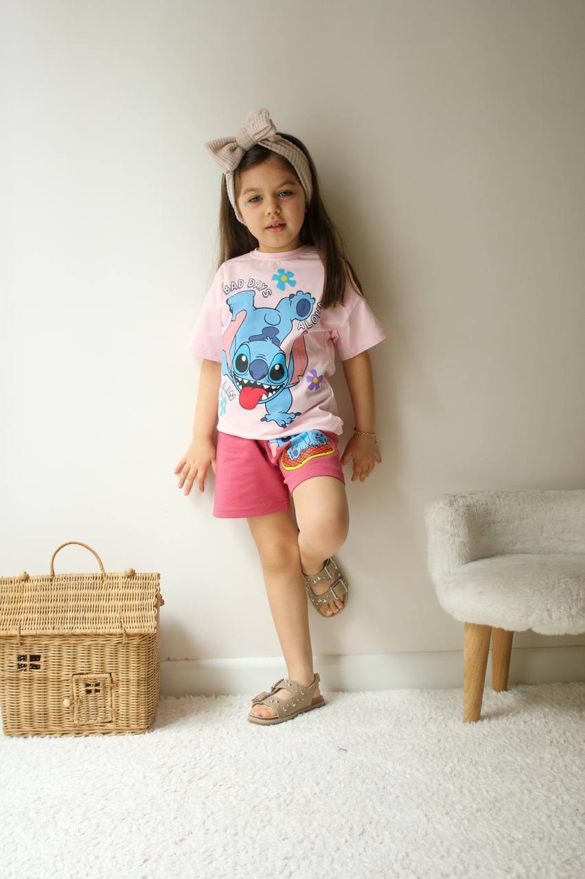 إطلالة مميزة من STITCH للبنوتات