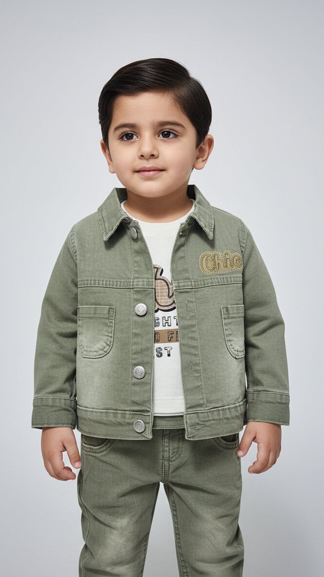 طقم جينز أمير الفخم – إطلالة ملكية