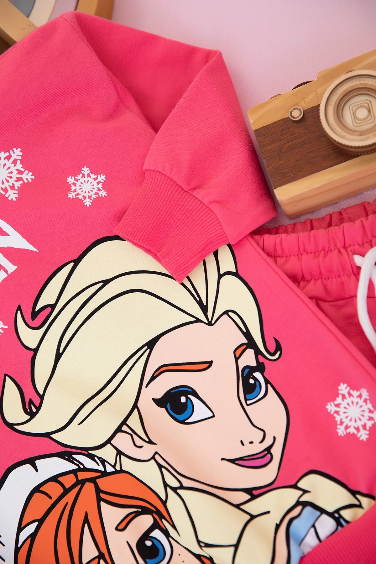 طقم Elsa Frozen – إطلالة مميزة للبنات – زاوية إضافية