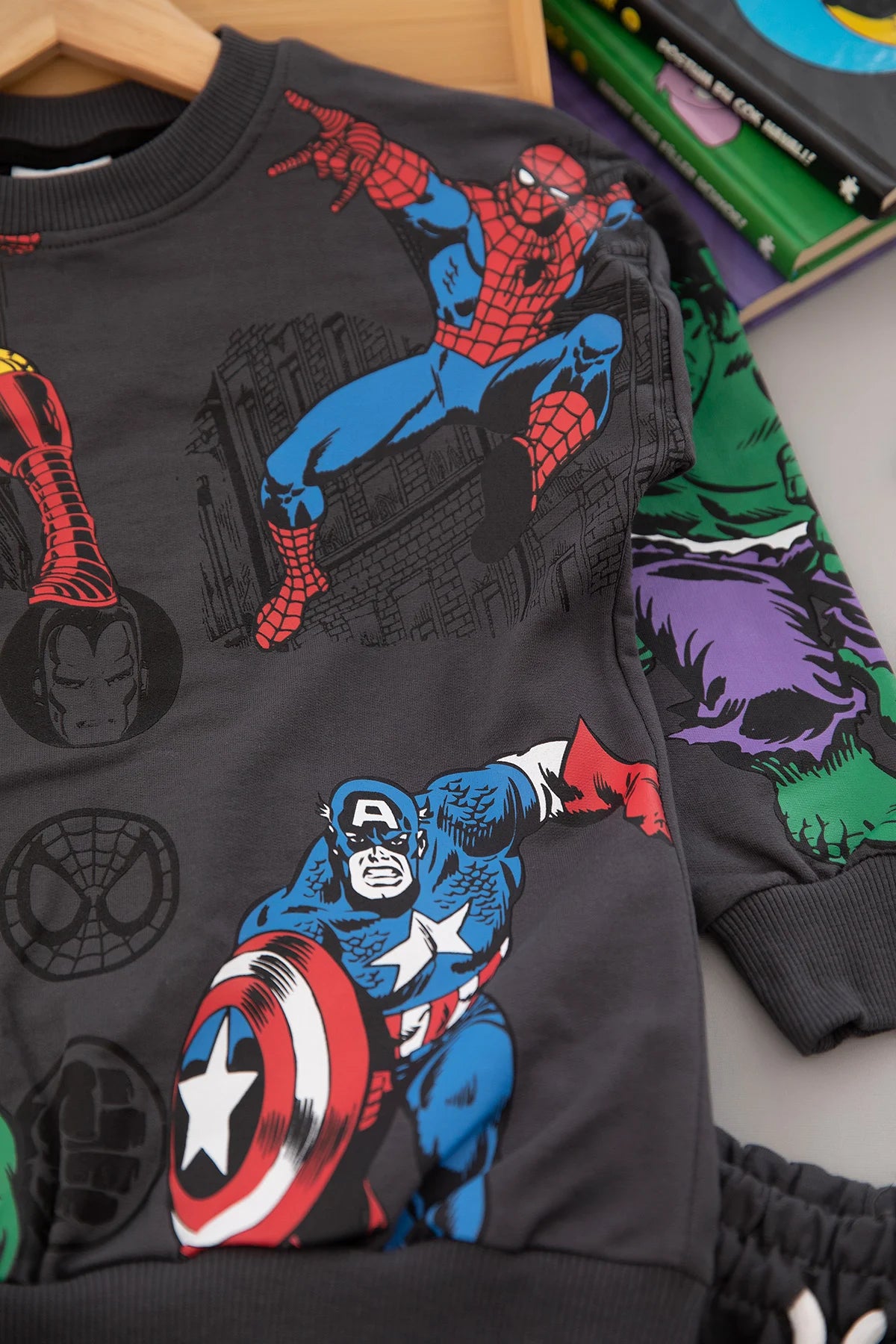 طقم The Avengers – إطلالة مميزة للأطفال – صورة 6