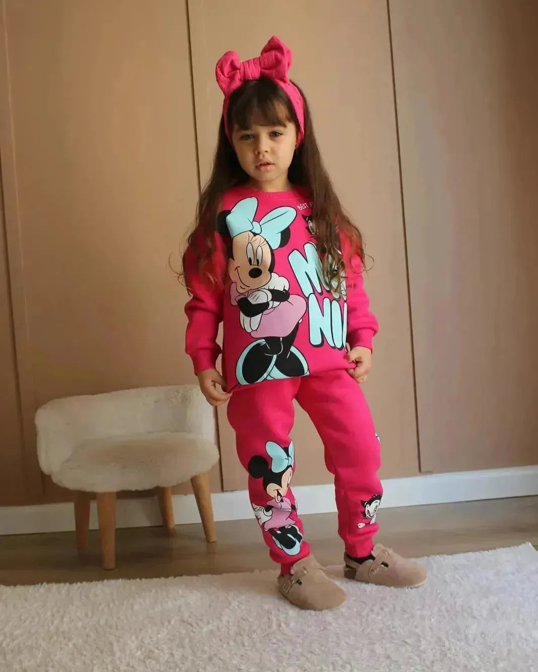 طقم Minnie Mouse كلاسيك شتوي للبنات – زاوية إضافية