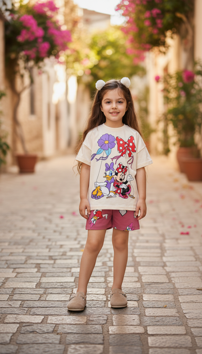 الصديقتان MINNIE وDAISY بتصميم لطيف