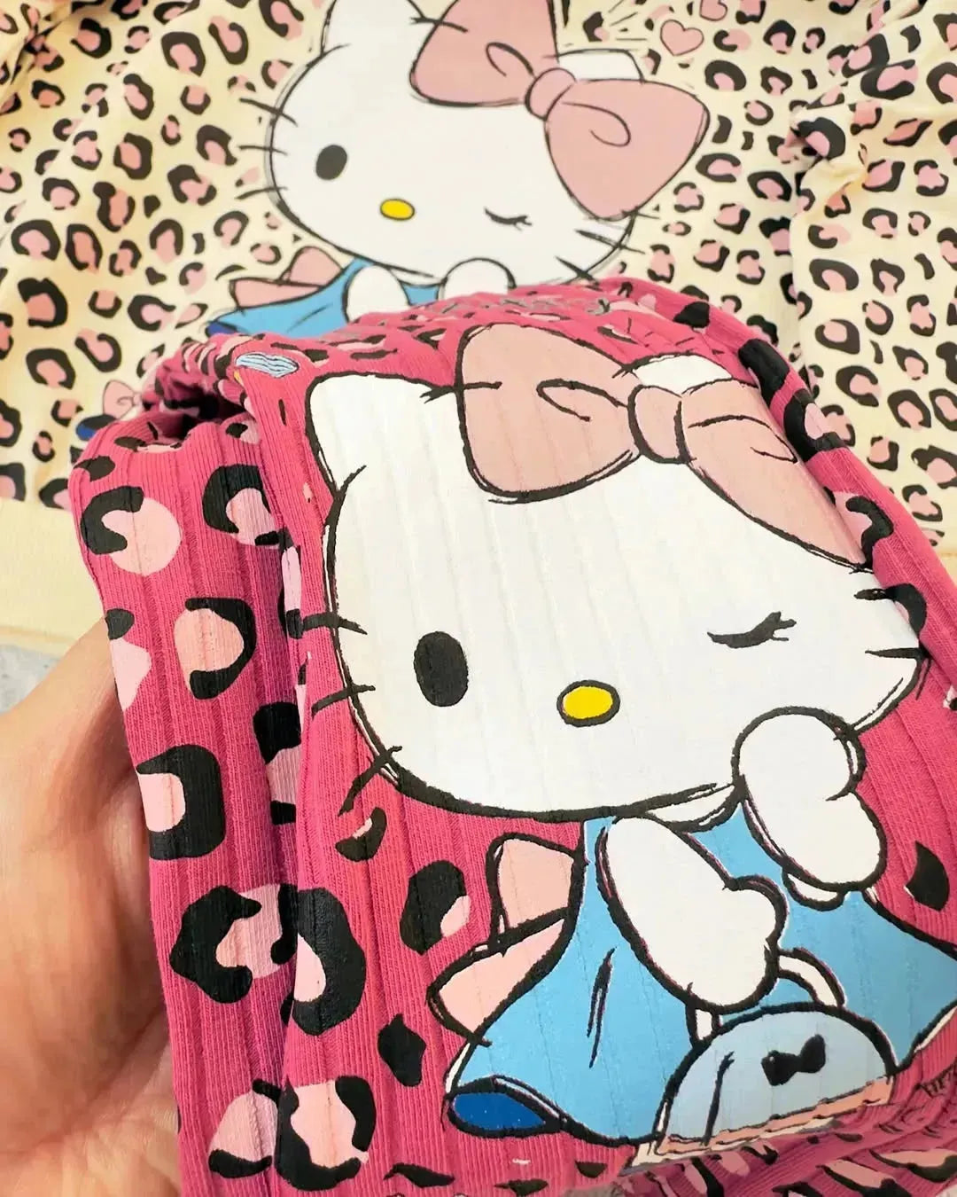 طقم Hello Kitty – إطلالة مميزة للبنات – صورة 4