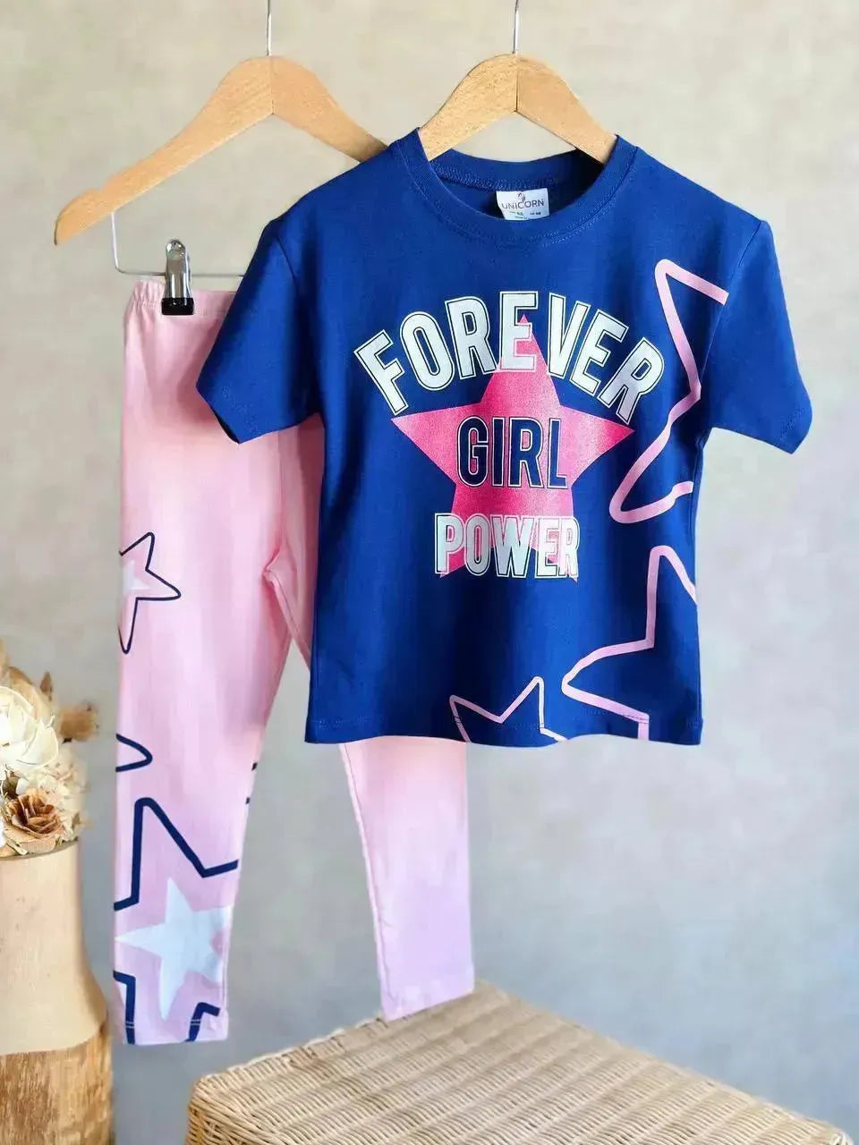 Forever Girl Power: إطلالة النجمات