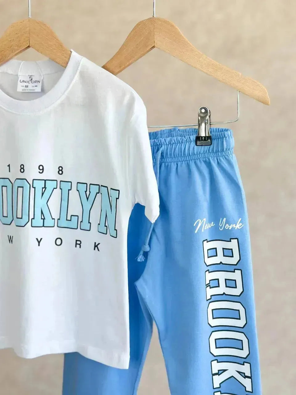 طقم نيويورك  بطبعة BROOKLYN الفاخرة