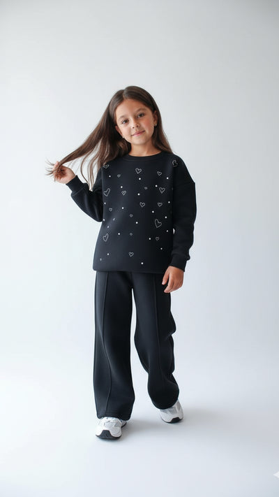 طقم HANA للبنات – أناقة للجميلات فقط