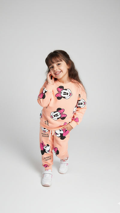 طقم Minnie Mouse الوردي – إطلالة مميزة للبنات